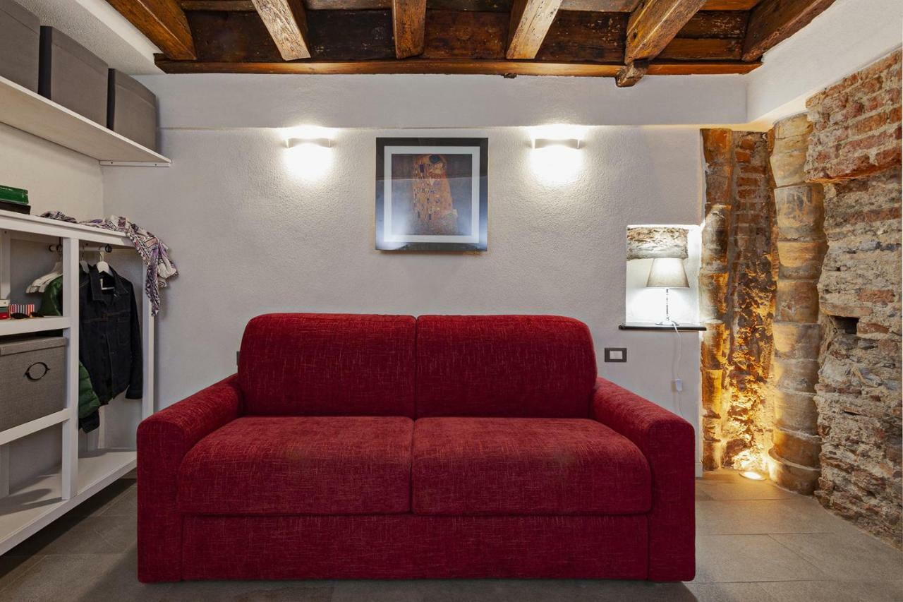 Wood And Stone Apartment In The Historical Center Genova Kültér fotó
